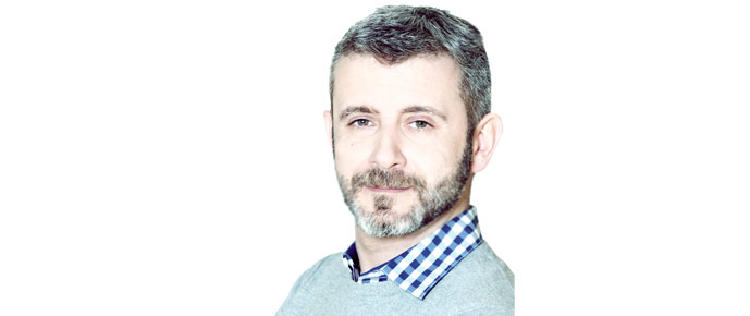Place aux éditeurs : Elian Mata répond aux questions de Paroles & Musique.
