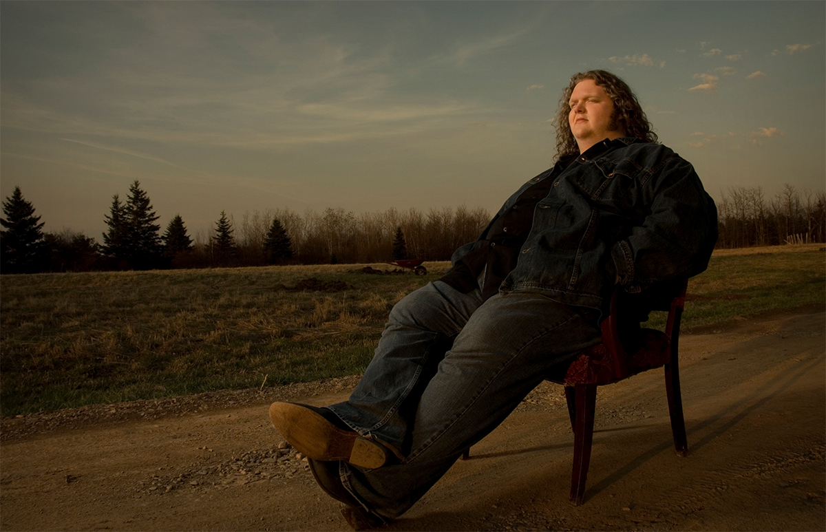 Blues songwriter Matt Andersen hits the road again