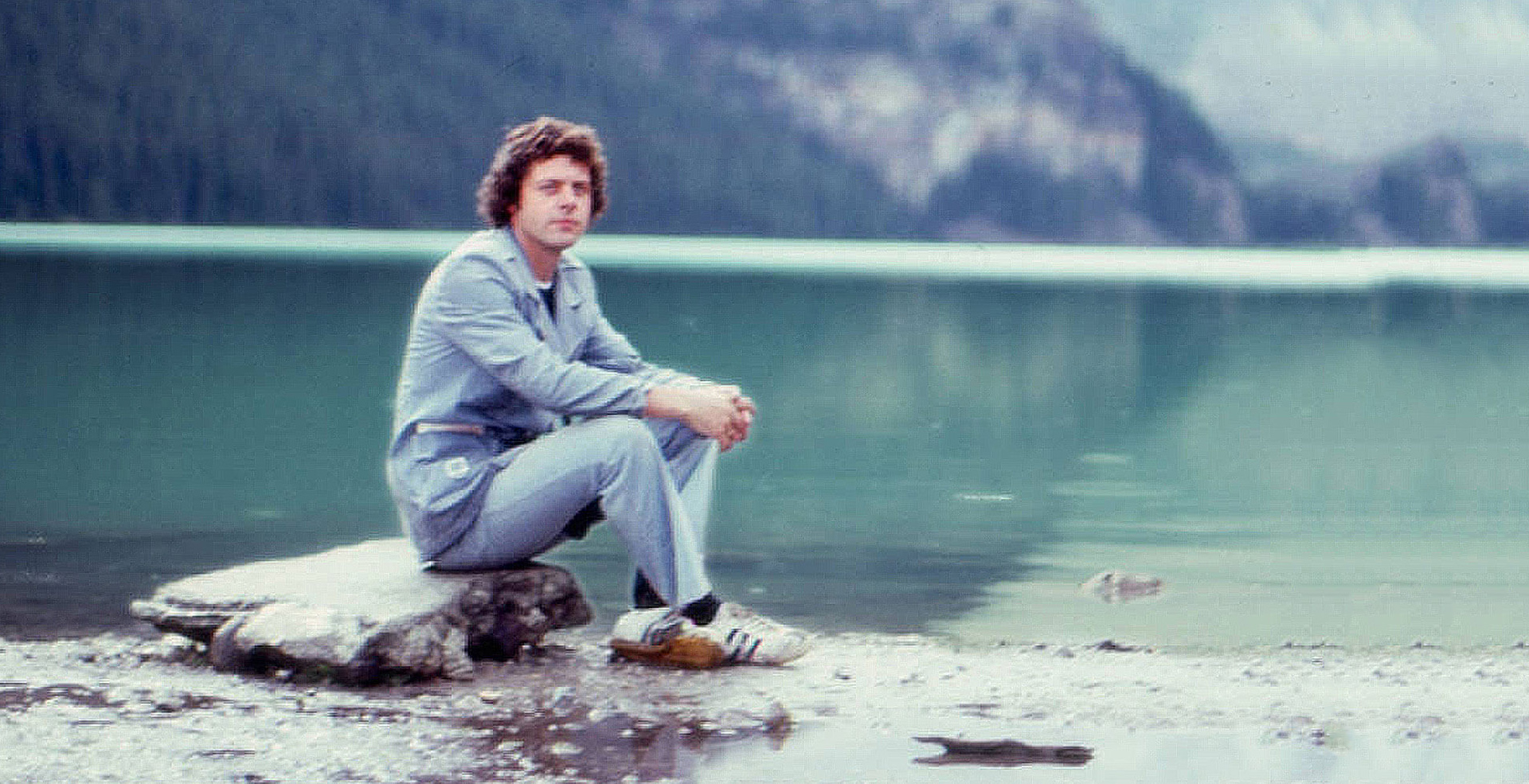 “Song for the Mira” to be inducted into Canadian Songwriters Hall of Fame