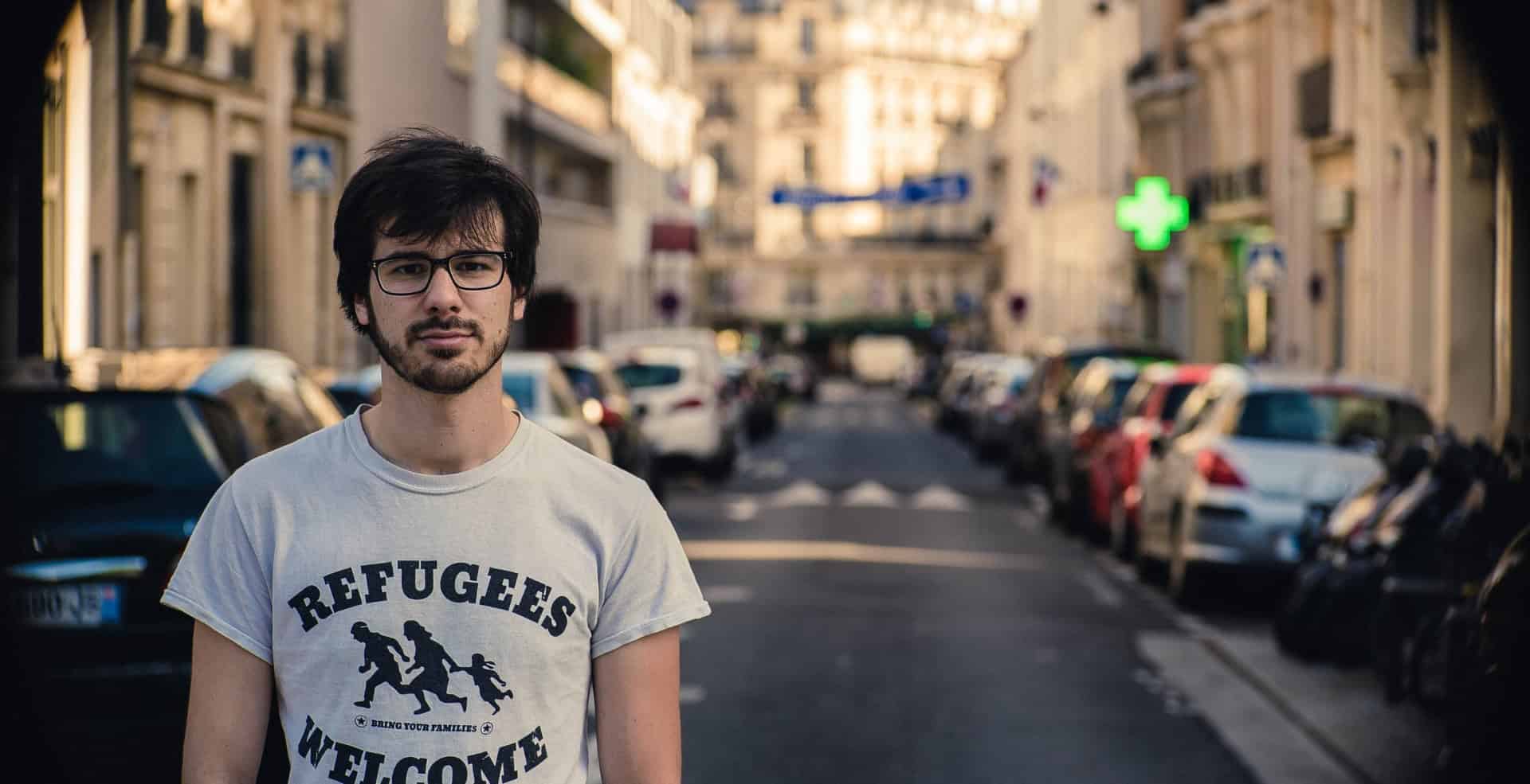 Noé Talbot: Plucking all the strings at once