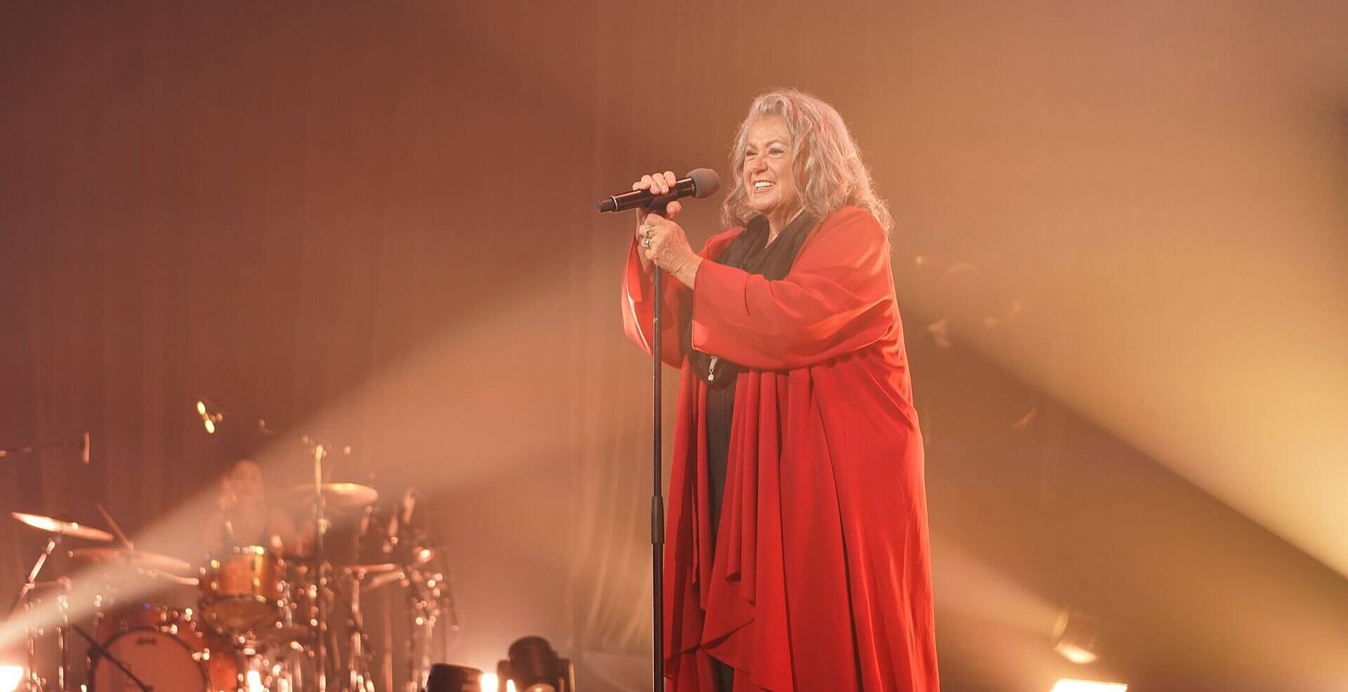 SOCAN 30th Montréal Awards: Ginette Reno pays homage to Diane Juster