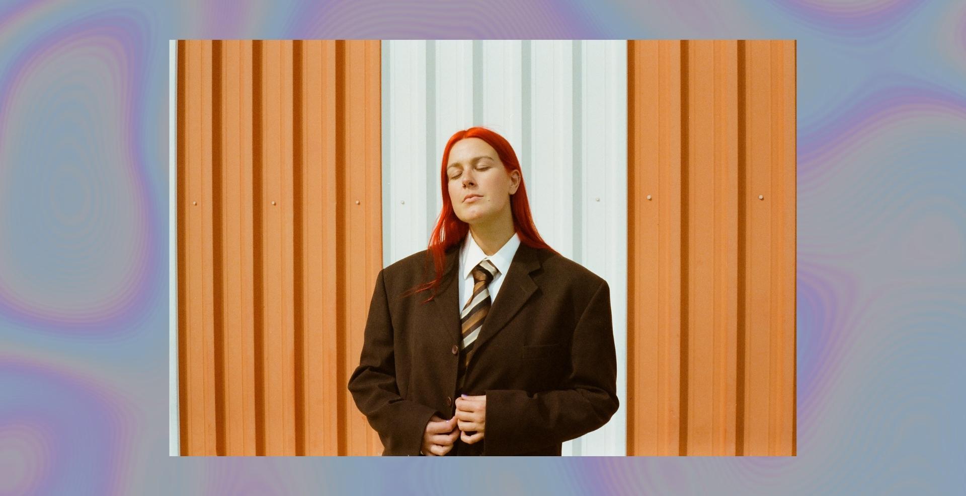 Video: Gabrielle Shonk presents Across The Room