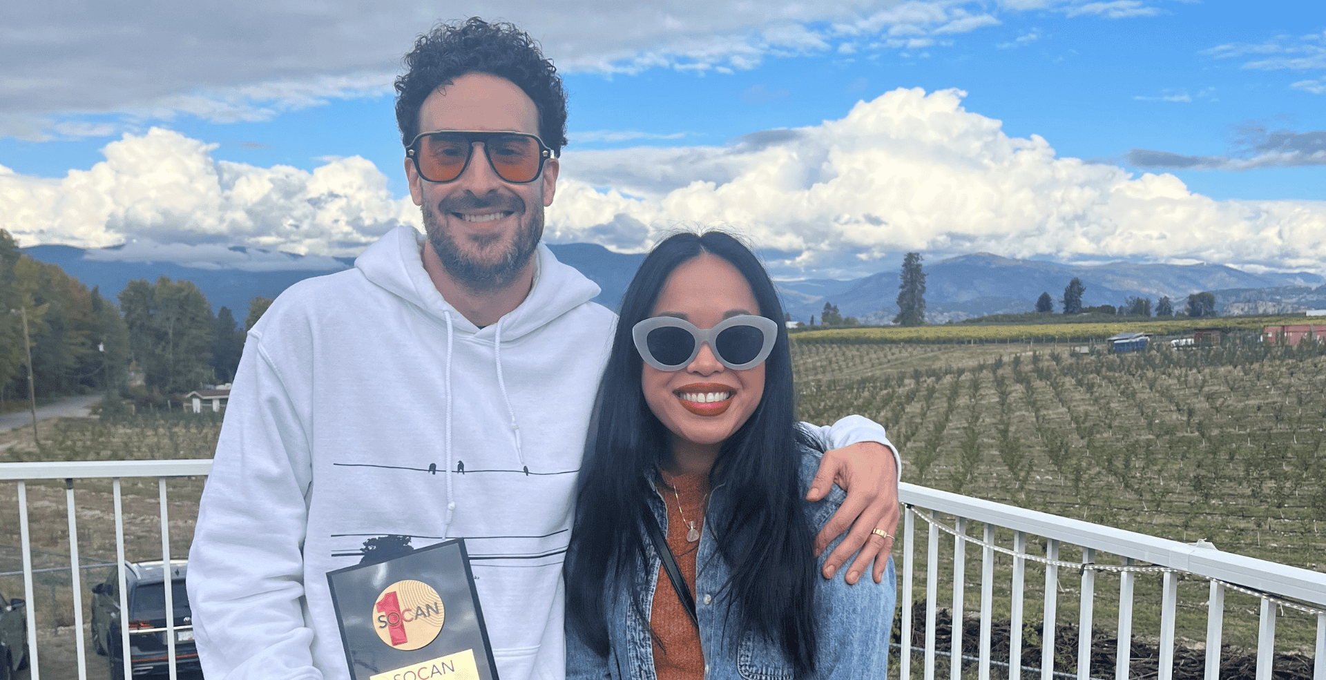 SOCAN presents No. 1 Song Award to Mike Sonier