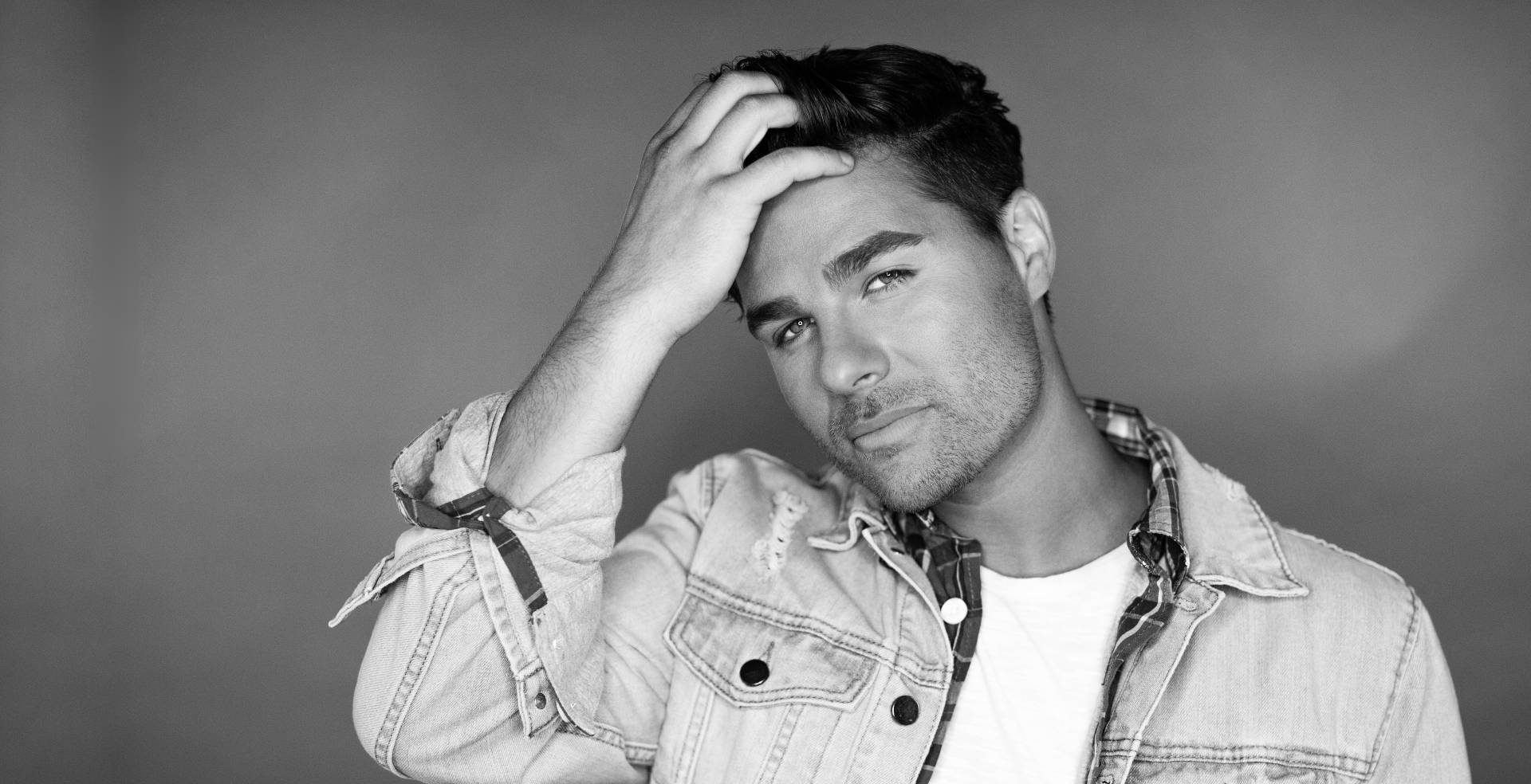 Steven Lee Olsen co-writes No. 1 hits for Keith Urban, Kip Moore