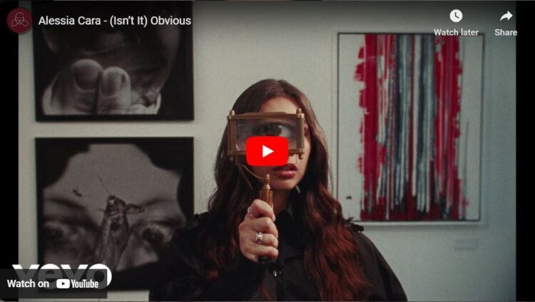 Alessia Cara, (Isn't It) Obvious, video