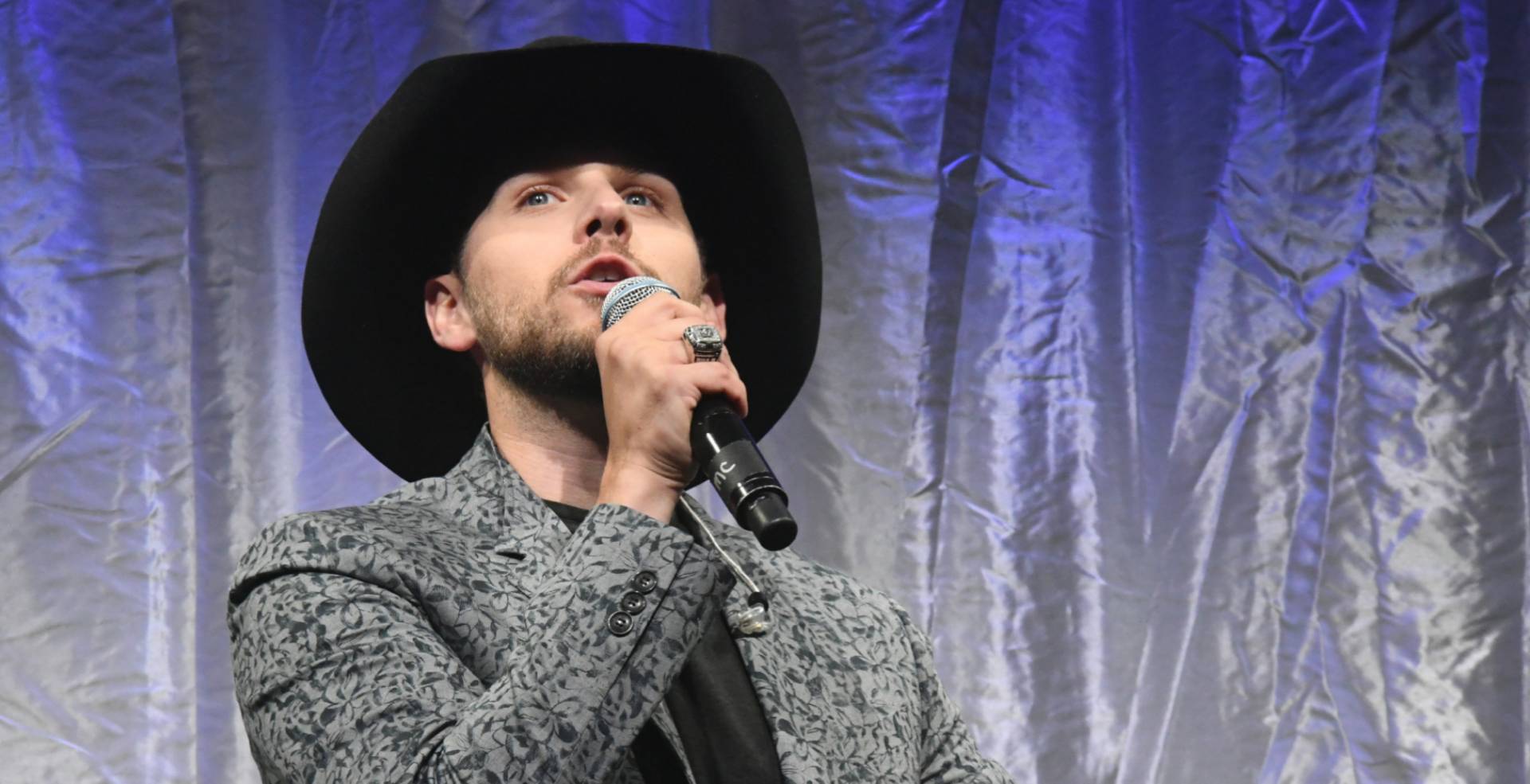 Brett Kissel remporte quatre prix majeurs au gala de l’Association de la musique country canadienne