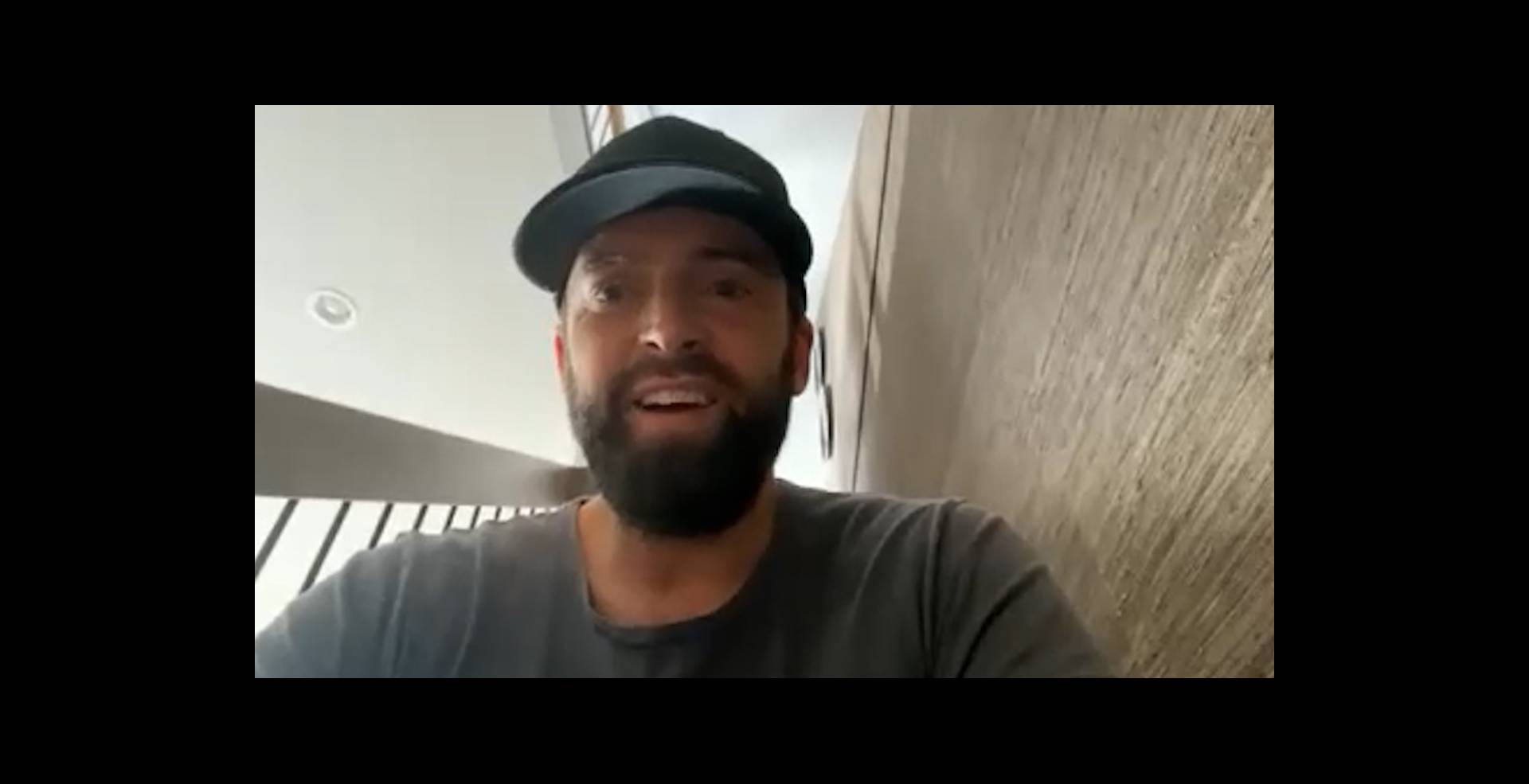 Entrevue vidéo : Pourquoi Dean Brody ne fait-il pas confiance aux chansons qui lui viennent trop vite?