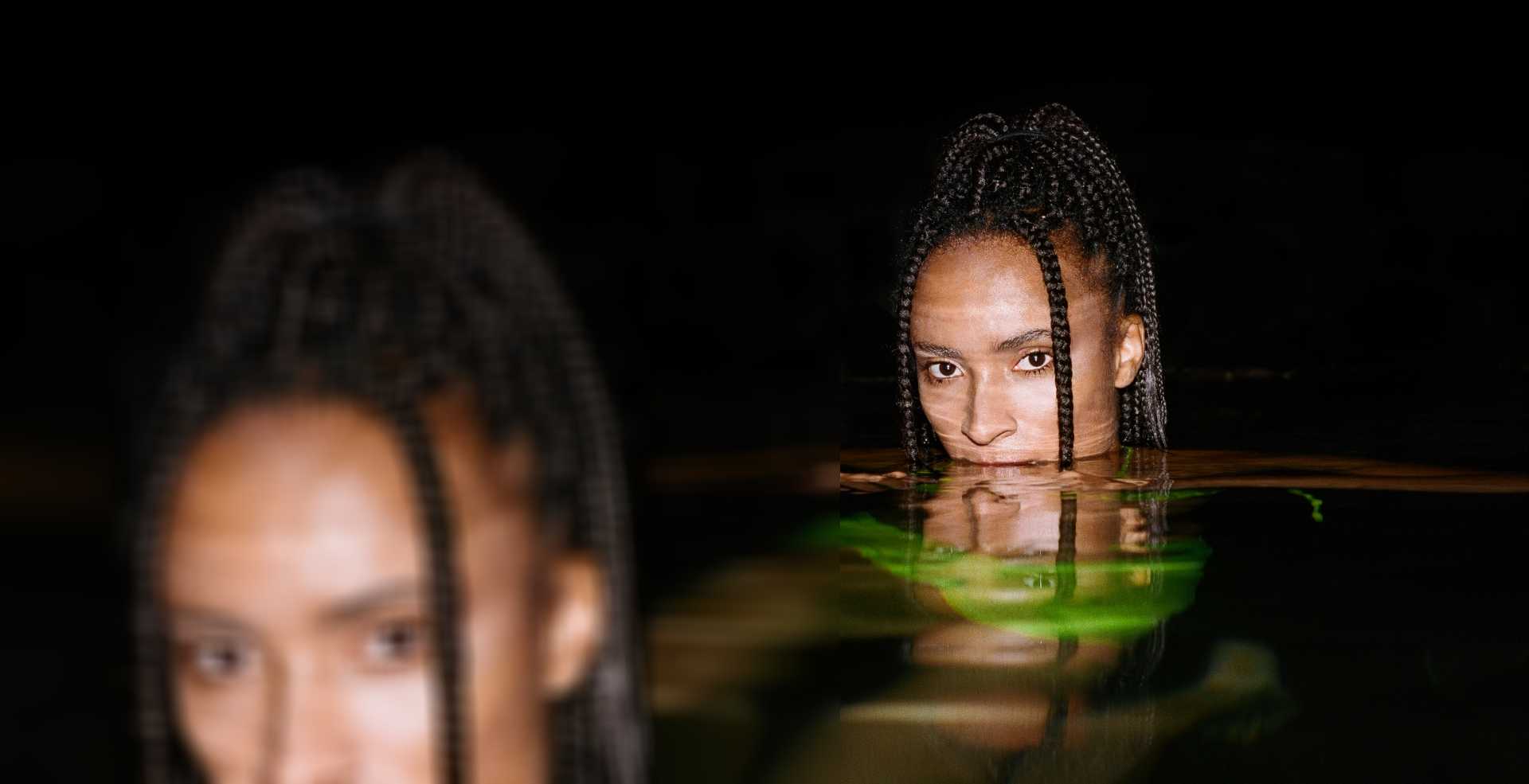 Ouri, seule au front