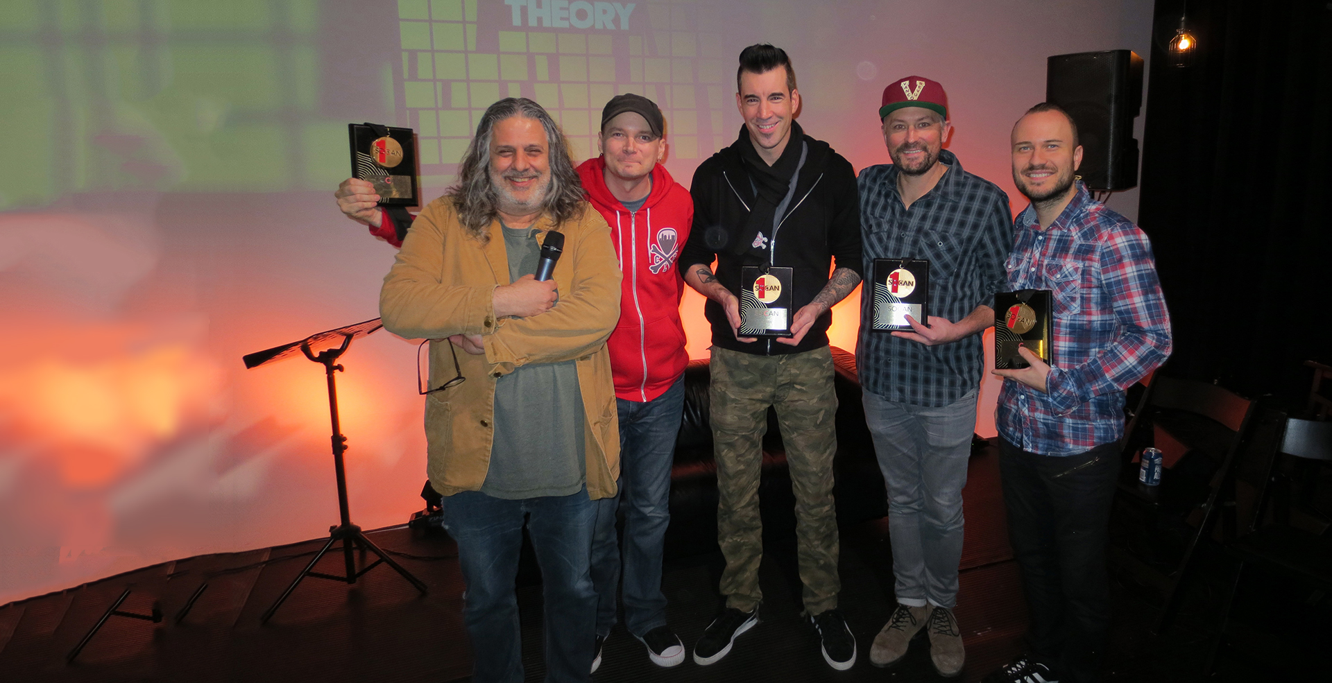 Un Prix No. 1 SOCAN pour Theory of a Deadman et sa chanson « Rx (Medicate) »